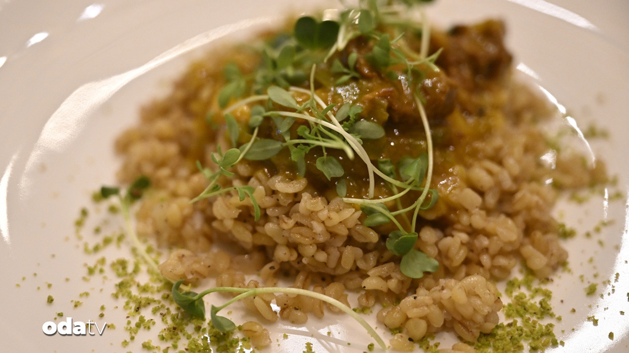 moskovada turk bulguru tanitildi EBApH7OZ