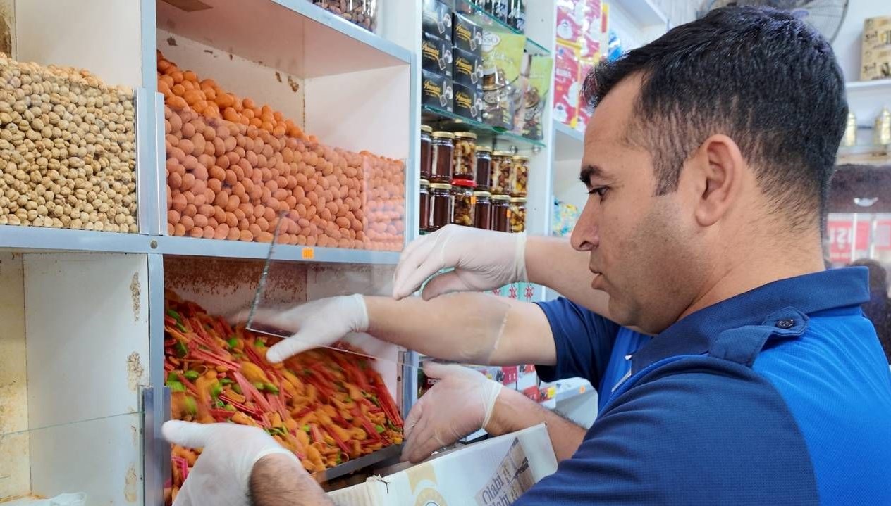 sanliurfada gida operasyonu bin 984 urune el konuldu C8YHkbxJ