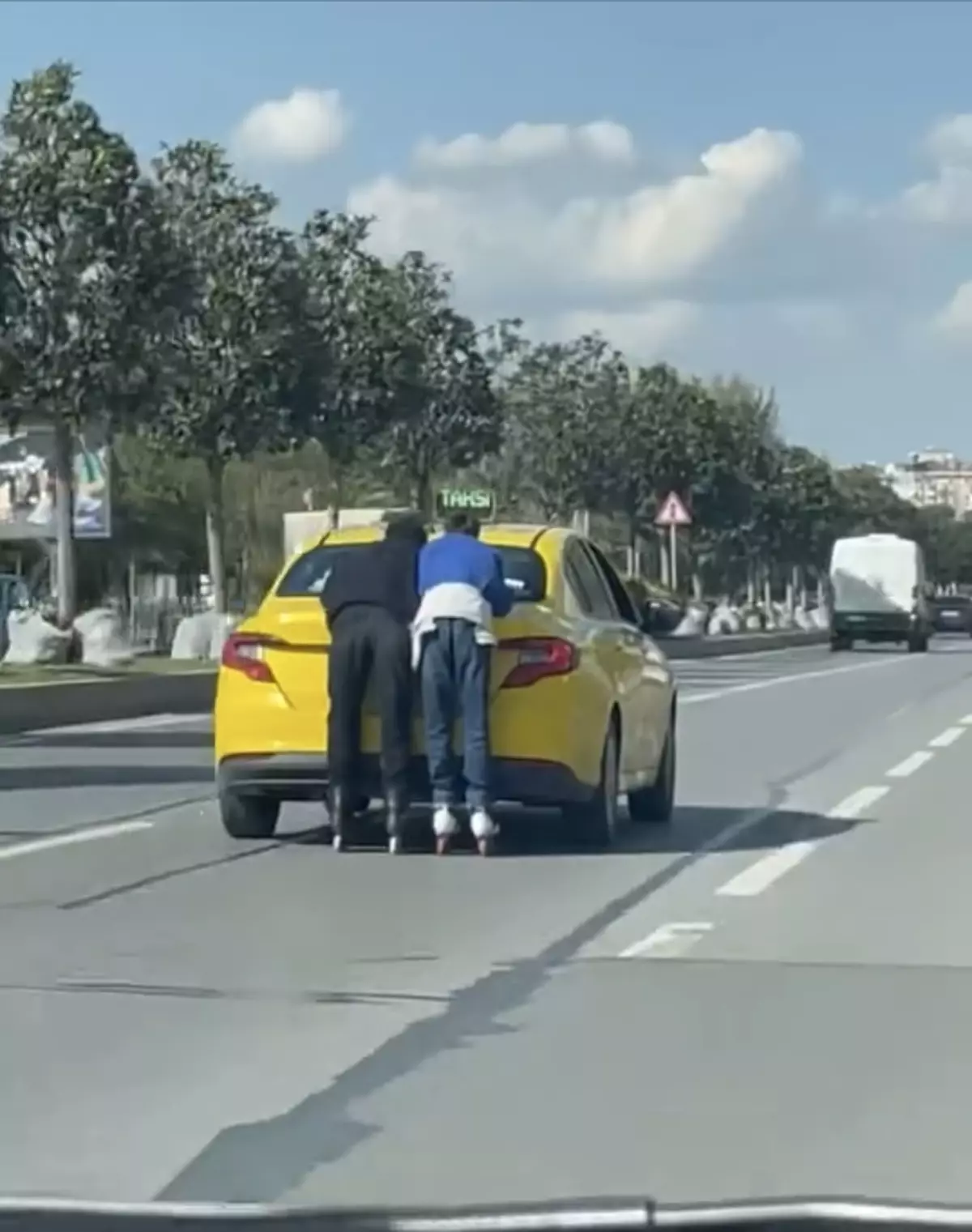 maltepede patenle tehlikeli yolculuk 4sCMhzwa.jpg