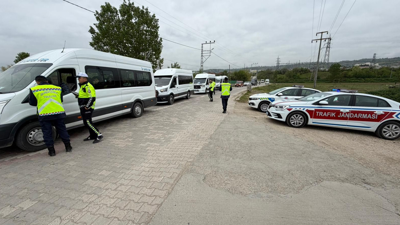 Erbaa’da Okul Servislerine Yoğun Denetim: Kurallara Uymayanlara Cezalar Kesildi