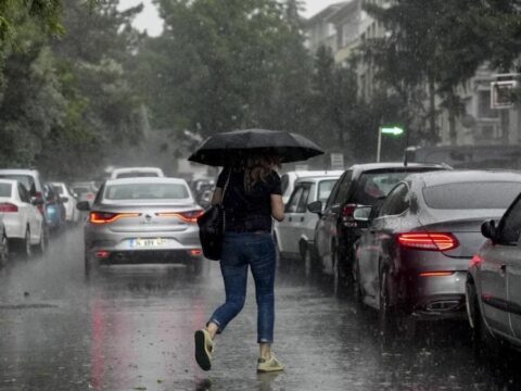 İstanbul’da Bir Günde Yazdan Sonbahara Geçiş