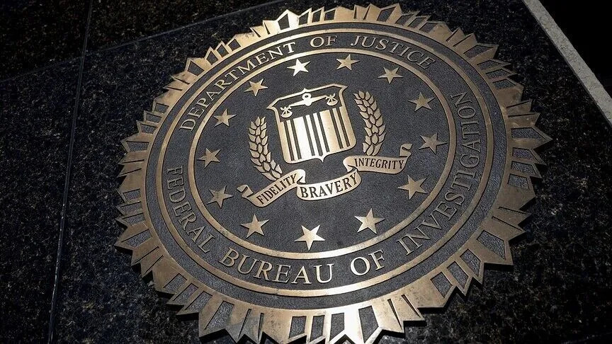 New yorkta ice ve fbi binasi onunde saldiri bir kisi gozaltinda vjikWvvm